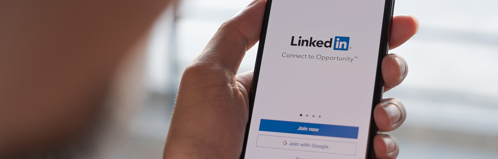 Publicación profesional en LinkedIn con alto alcance