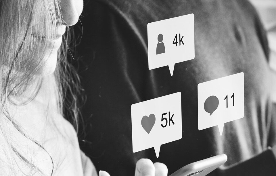 Gráfico comparativo de usuarios activos en las principales redes sociales en 2025